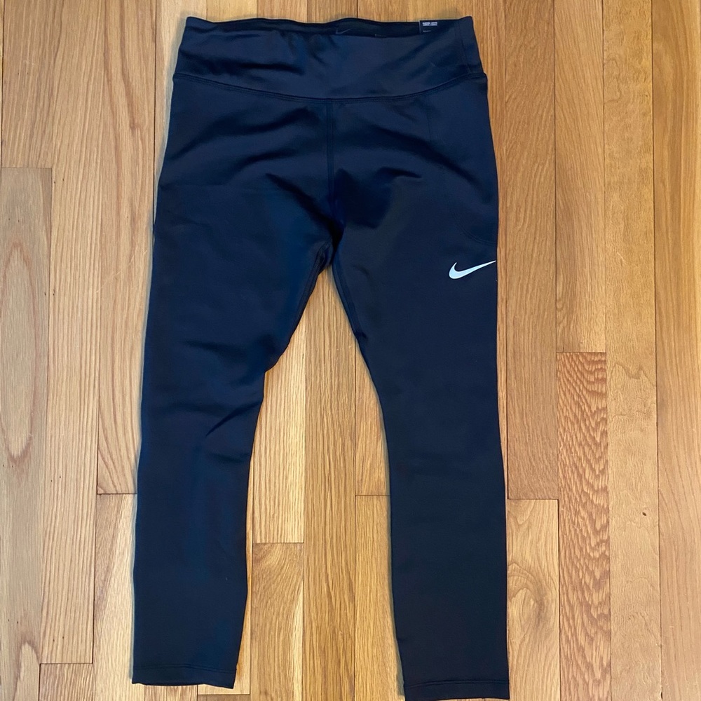 Nike women’s crop running leggings